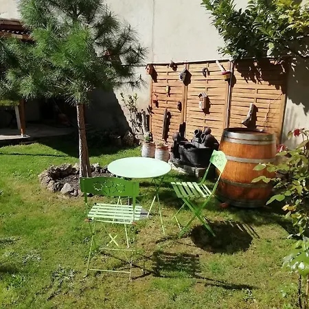 Le Repaire D Hotes Relais Motard *